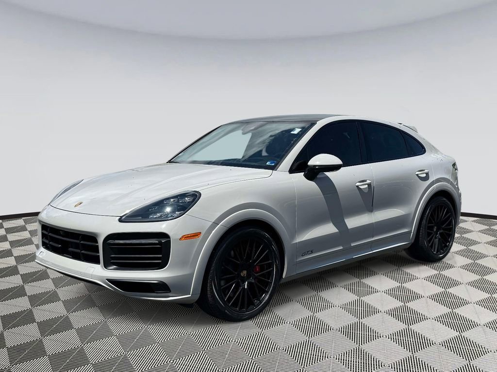 Used 2021 Porsche Cayenne GTS AWD/4WD image 5