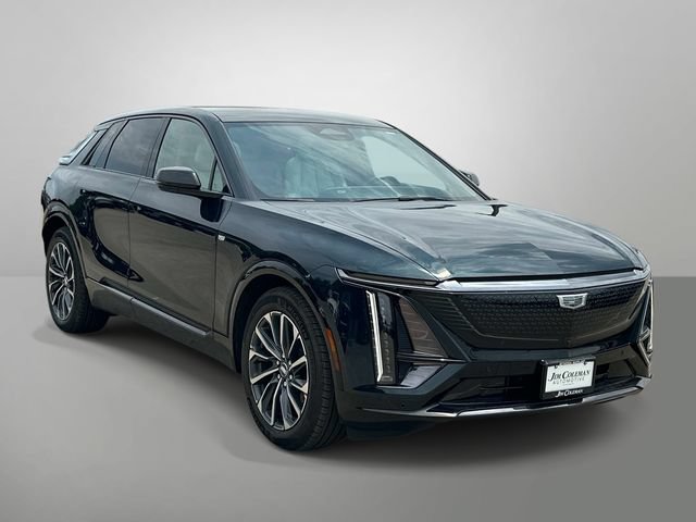 Certified 2024 Cadillac Lyriq Sport w/ LPO, Floor Liner Package AWD/4WD image 25