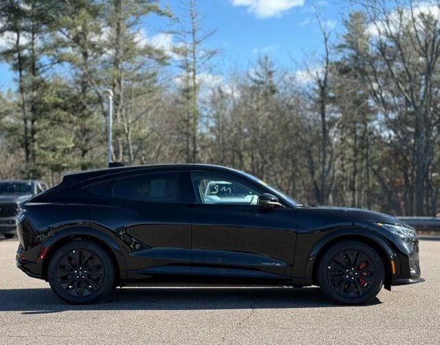 New 2025 Ford Mustang Mach-E Premium w/ Sport Appearance Package AWD/4WD image 4