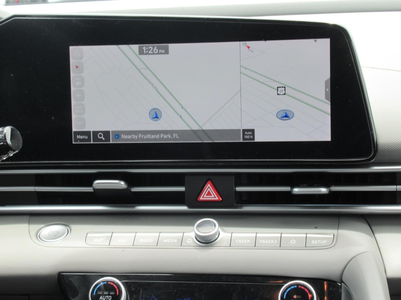 Used 2024 Hyundai Elantra SEL FWD image 15