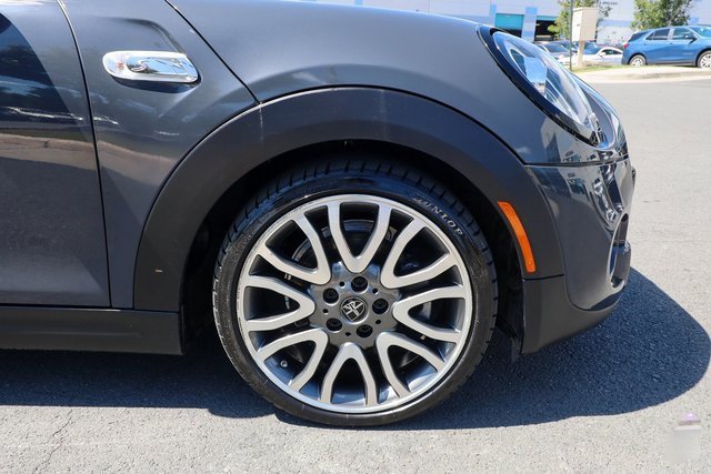 Used 2019 MINI Cooper S image 29