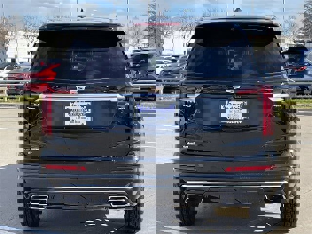 Used 2023 Cadillac XT6 Premium Luxury w/ Technology Package image 5