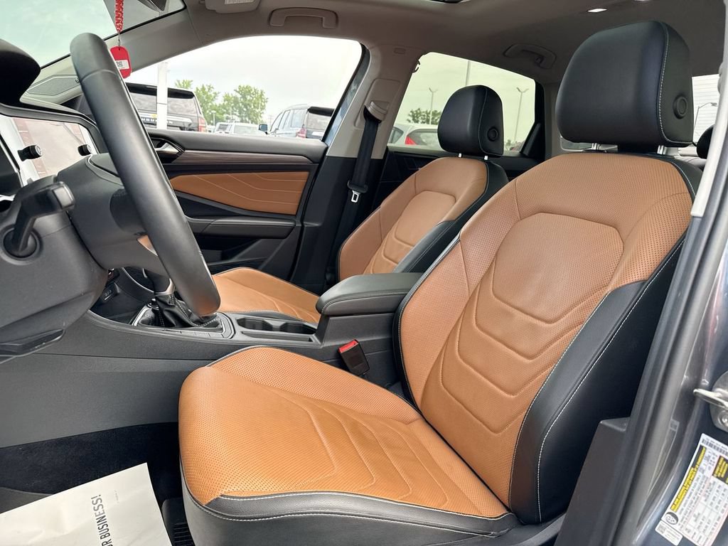 Used 2022 Volkswagen Jetta SEL FWD image 11