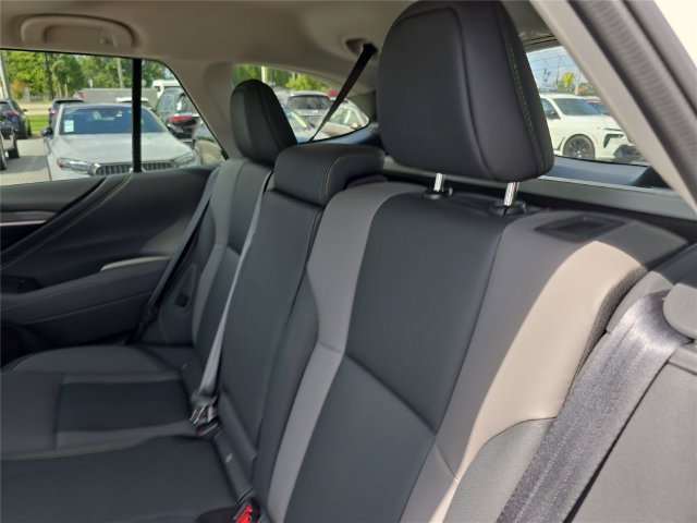 Used 2023 Subaru Outback Onyx Edition XT AWD/4WD image 14