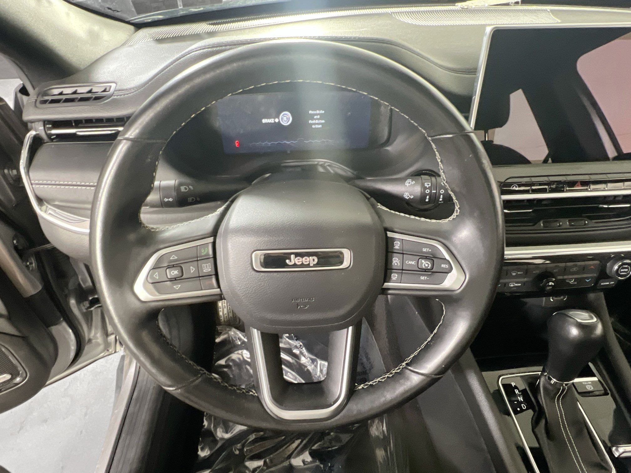 Used 2022 Jeep Compass High Altitude AWD/4WD image 11