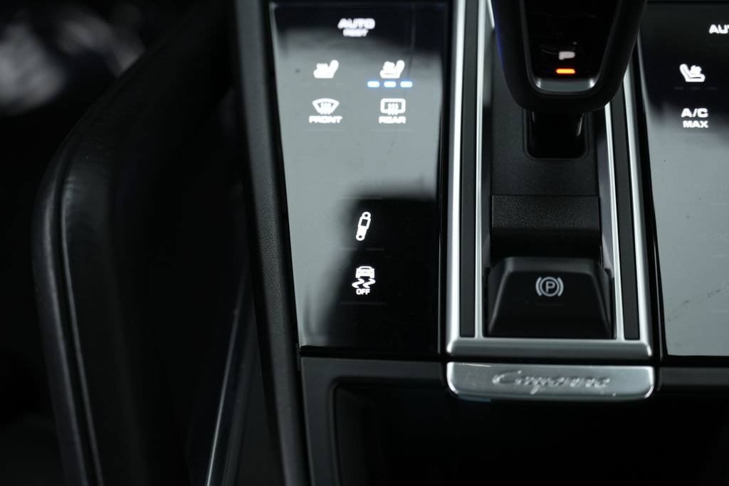 Used 2019 Porsche Cayenne Turbo AWD/4WD image 51
