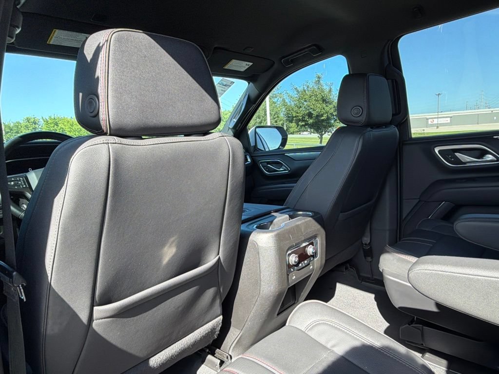 Used 2024 Chevrolet Suburban RST w/ Luxury Package AWD/4WD image 48