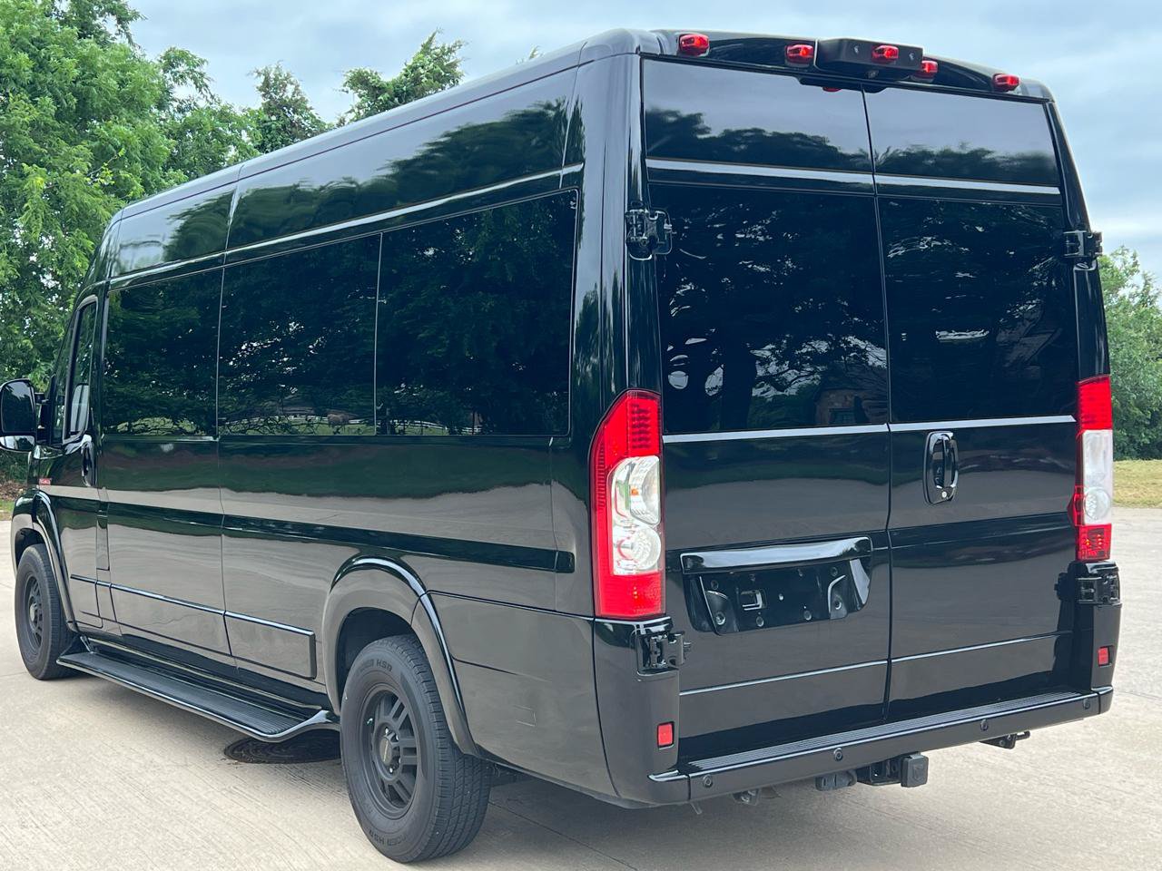 Used 2017 RAM ProMaster 3500 w/ Mopar Trailer Tow Group FWD image 11