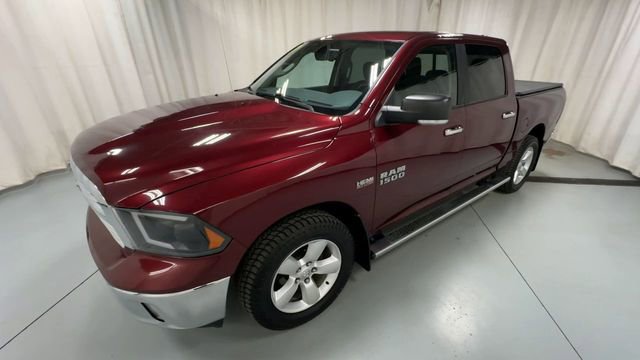 Used 2017 RAM 1500 Classic SLT w/ SLT Plus D￩cor Group image 4