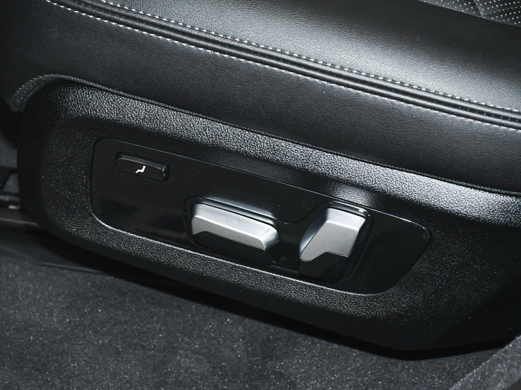 Used 2024 BMW X7 xDrive40i image 71