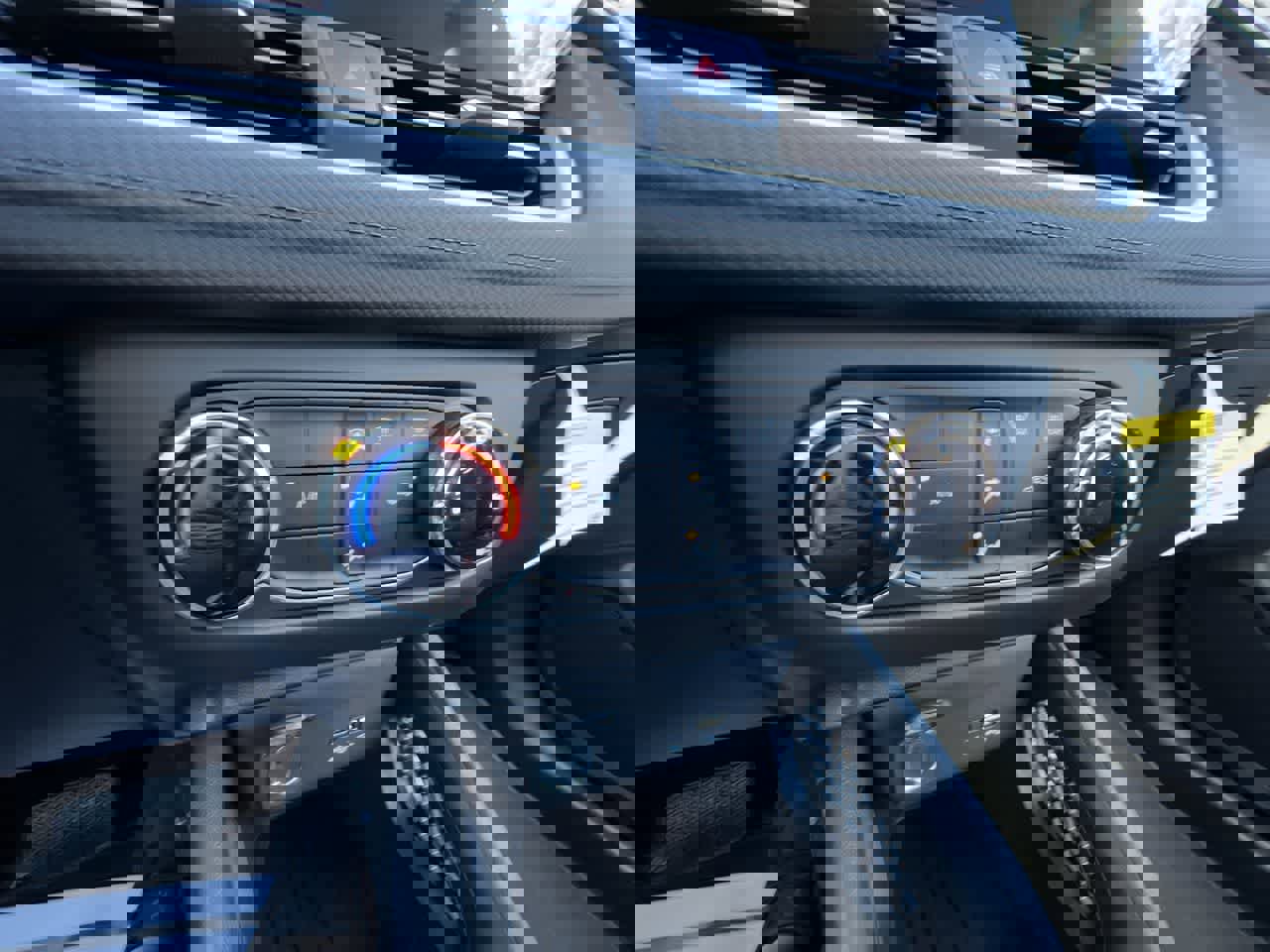 Used 2024 Chevrolet TrailBlazer LS w/ LS Convenience Package image 17