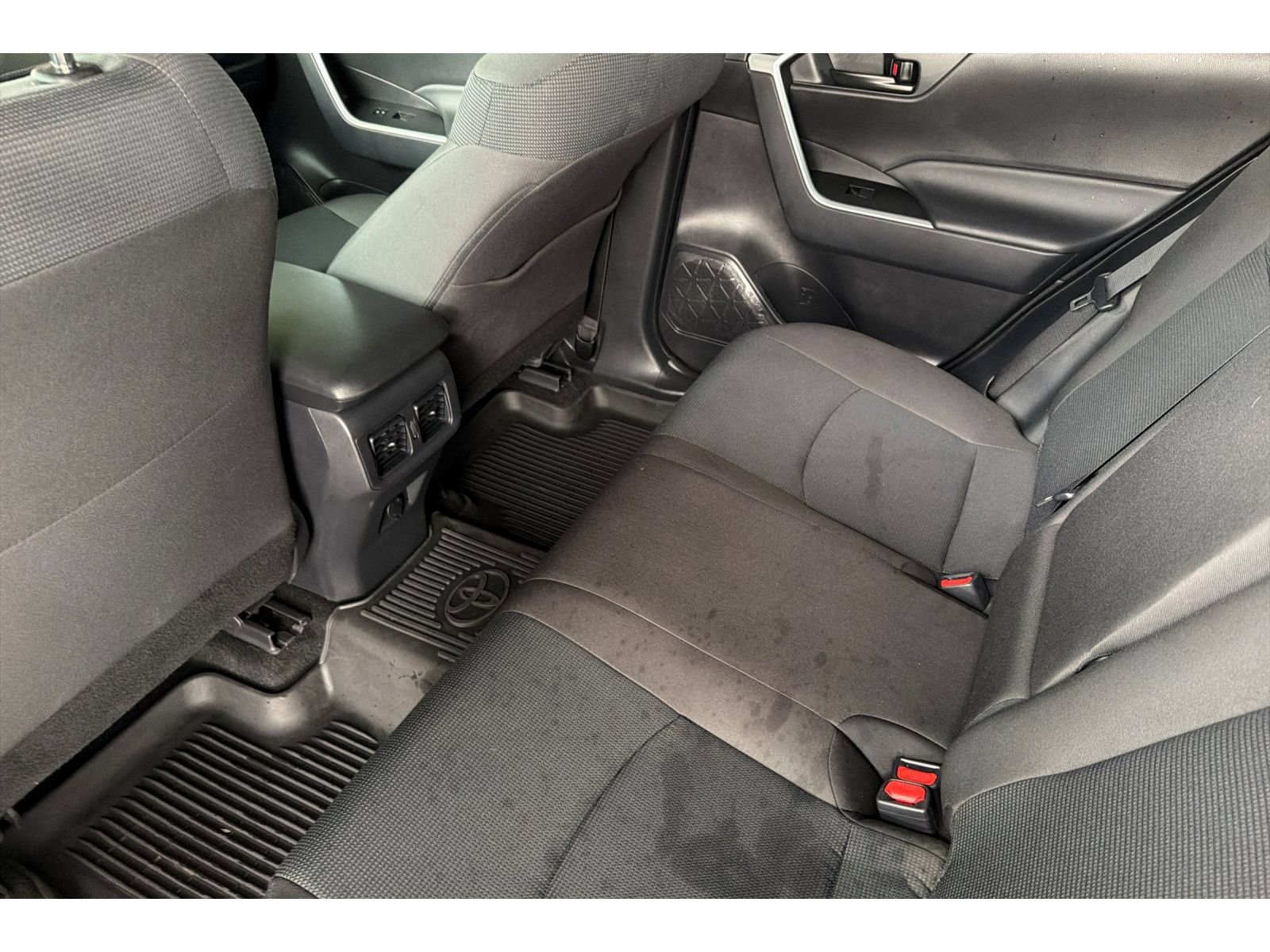 Certified 2025 Toyota RAV4 LE FWD image 13