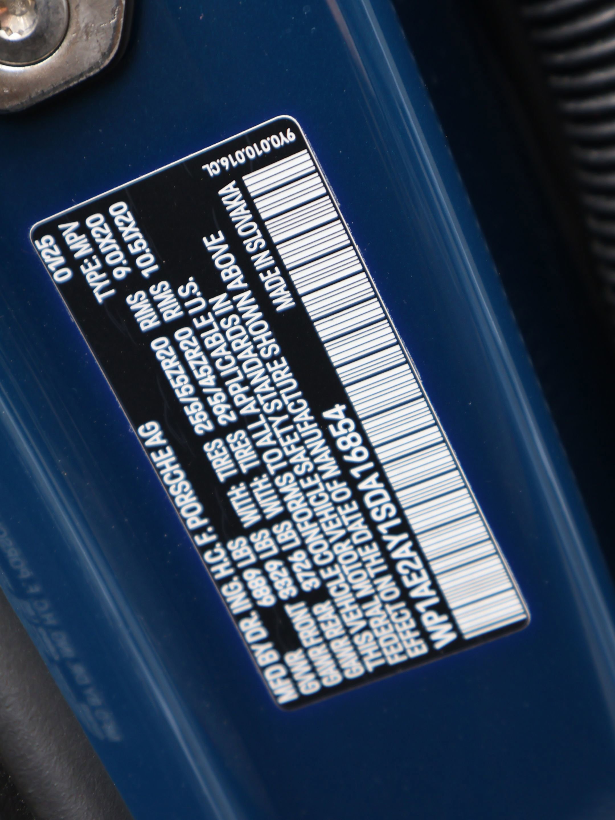 Certified 2025 Porsche Cayenne E-Hybrid image 32