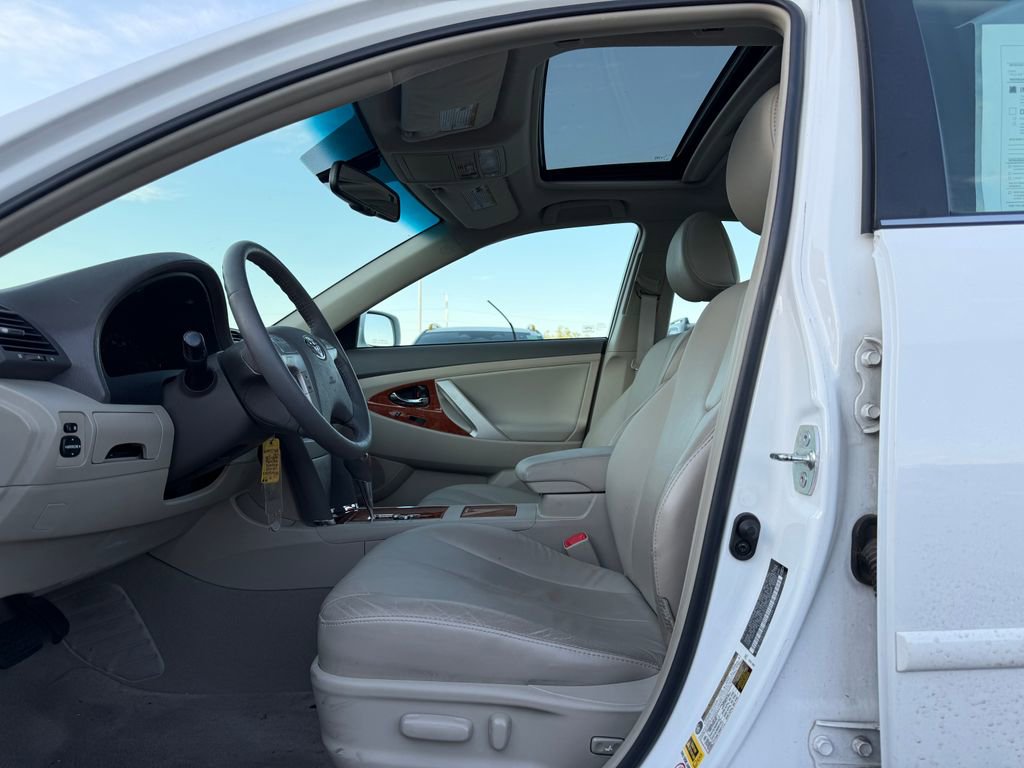 Used 2009 Toyota Camry XLE FWD image 7