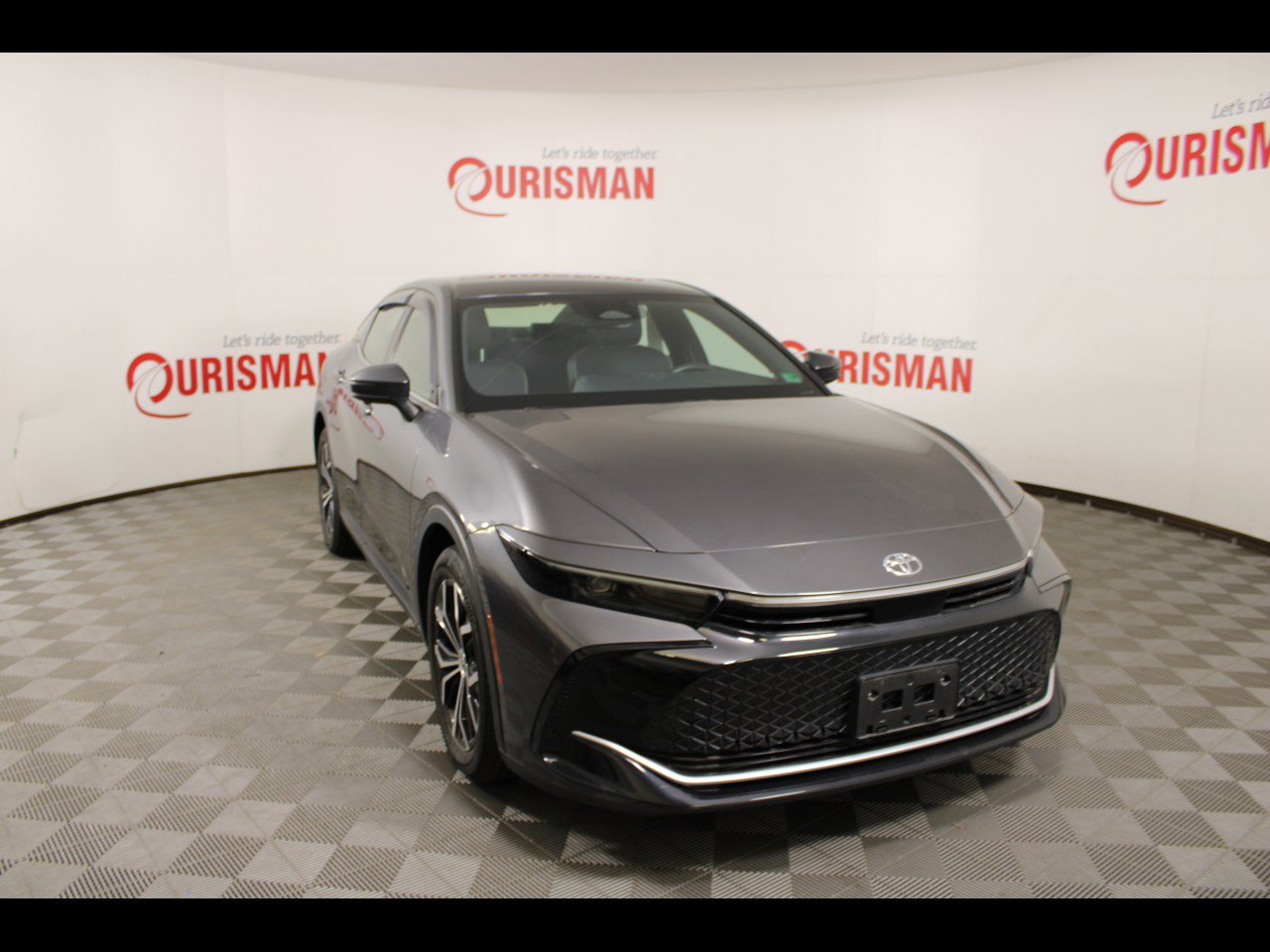 Used 2023 Toyota Crown AWD/4WD image 12