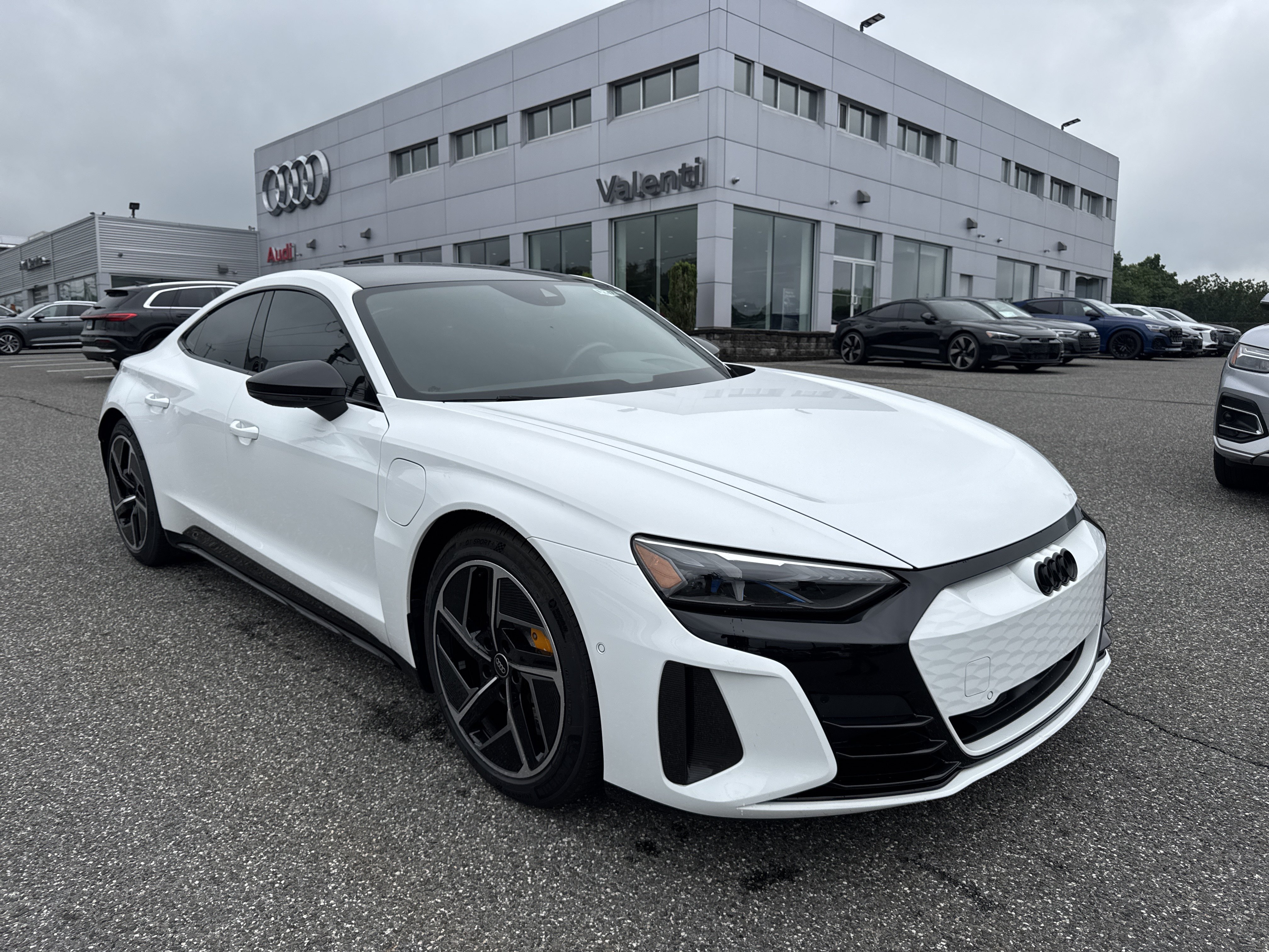 Certified 2023 Audi RS e-tron GT w/ Carbon Performance Package AWD/4WD image 1