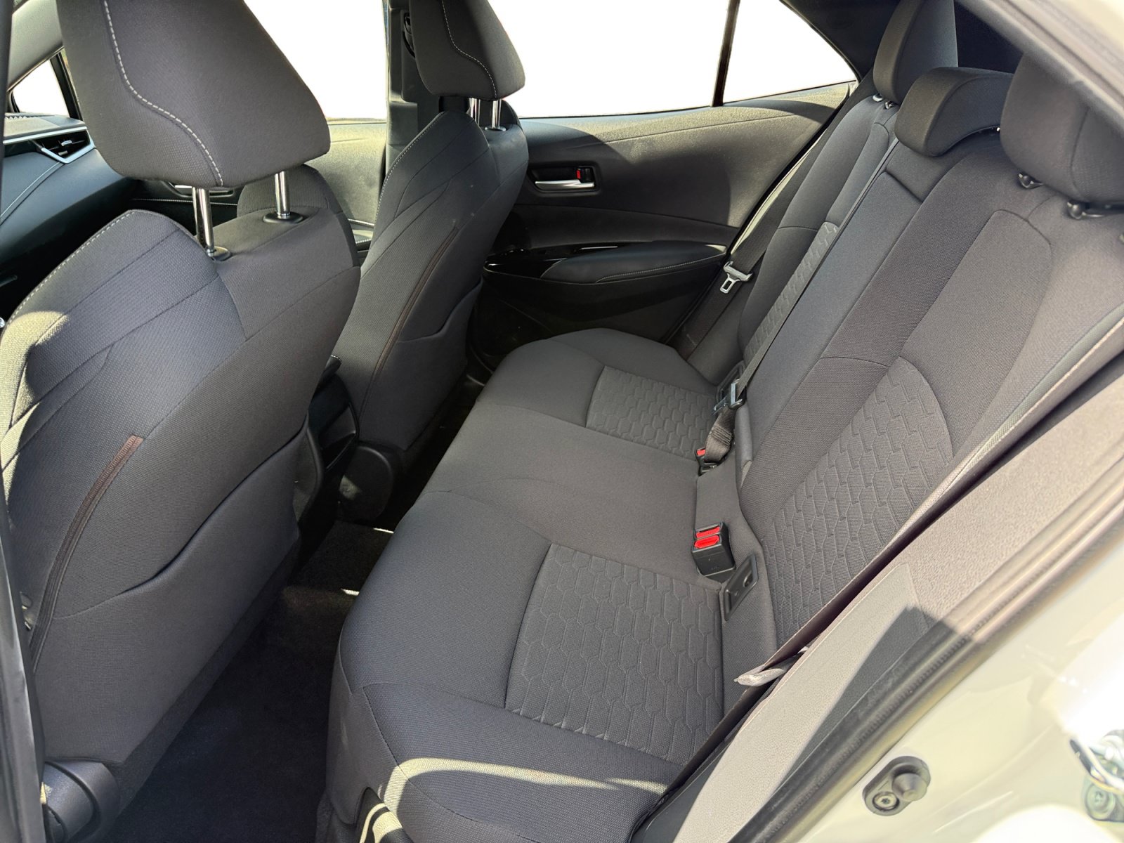 Used 2021 Toyota Corolla SE FWD image 16