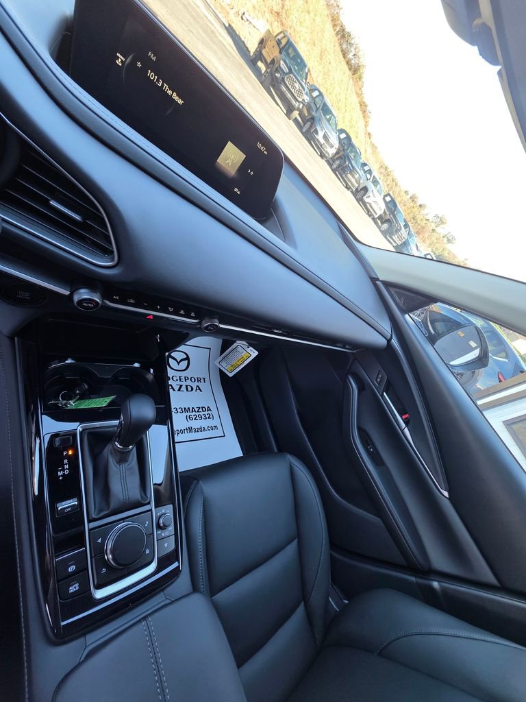New 2025 MAZDA CX-30 AWD 2.5 S w/ Select Sport Pkg image 16
