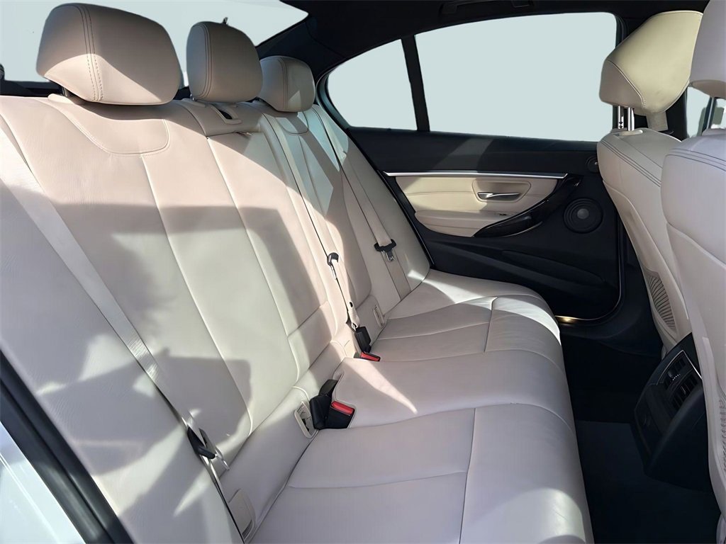 Used 2016 BMW 328i Sedan image 12