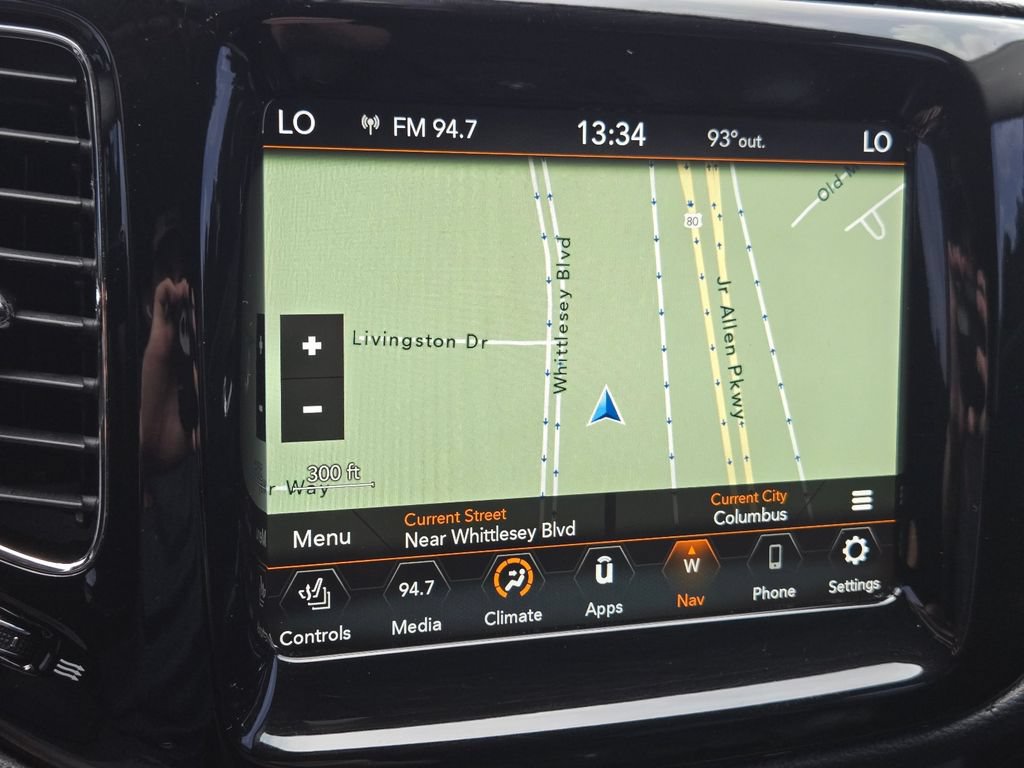 Used 2018 Jeep Compass Limited w/ Navigation Group AWD/4WD image 31