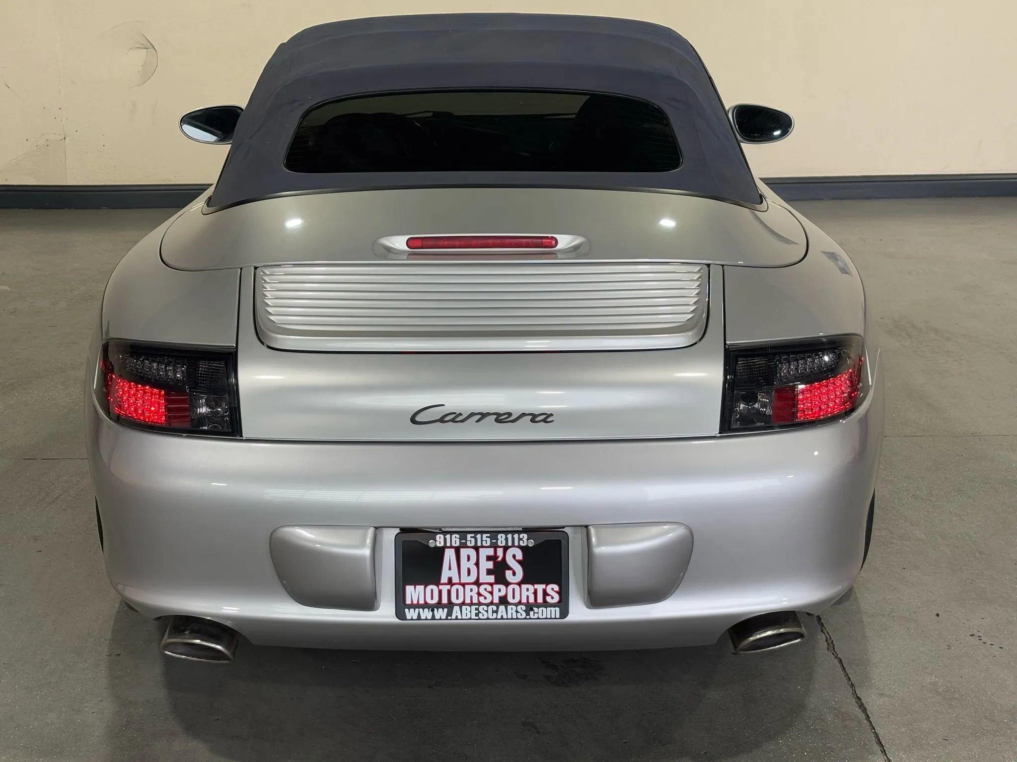 Used 2004 Porsche 911 Carrera image 6
