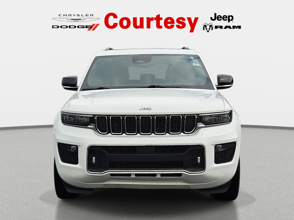 Certified 2024 Jeep Grand Cherokee Overland w/ Trailer Tow Package AWD/4WD image 9