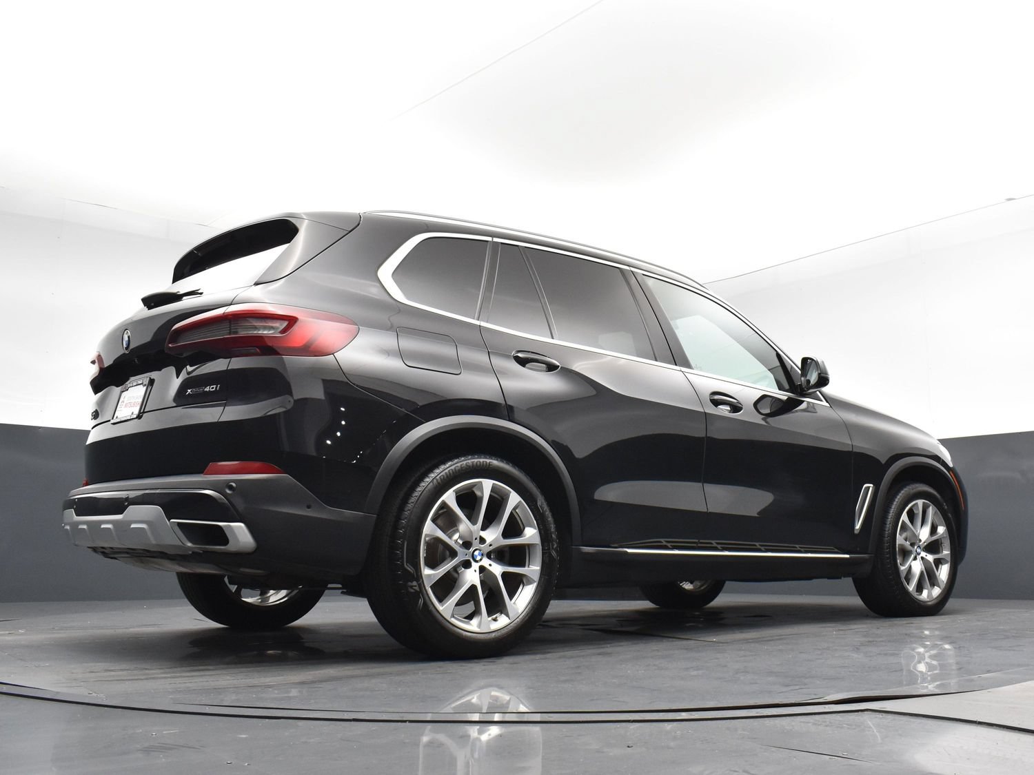 Used 2021 BMW X5 xDrive40i w/ Premium Package AWD/4WD image 23