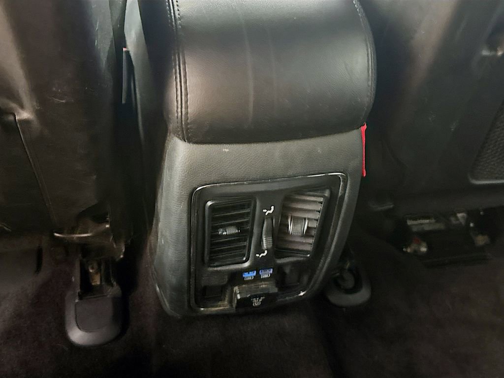 Used 2019 Jeep Grand Cherokee Limited AWD/4WD image 29