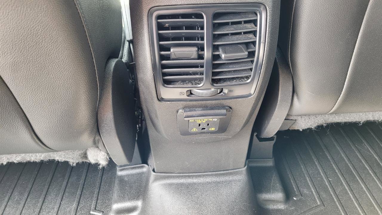 Used 2015 Ford Escape Titanium AWD/4WD image 17