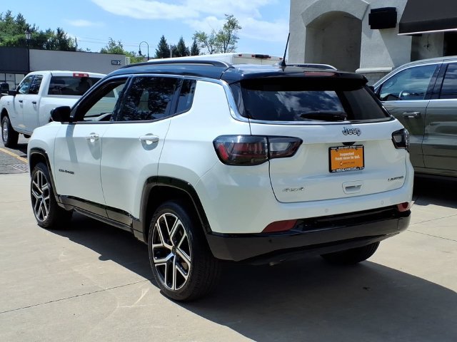 Certified 2025 Jeep Compass Limited w/ Elite Group AWD/4WD image 8