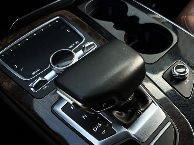 Used 2018 Audi Q7 3.0T Premium Plus w/ Premium Plus Package image 38