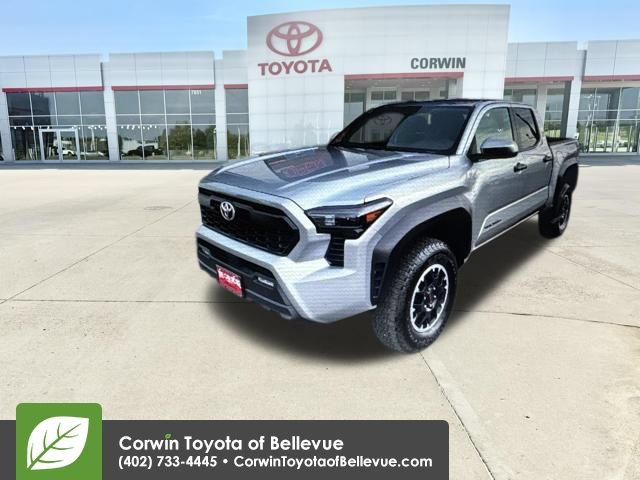 Used 2025 Toyota Tacoma TRD Off-Road AWD/4WD image 23