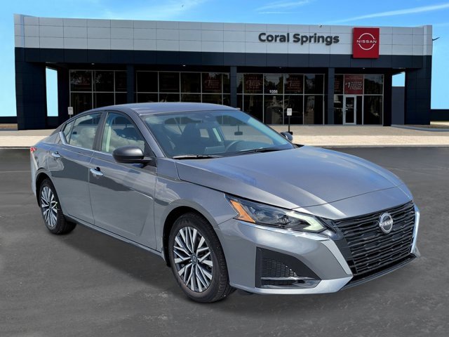 New 2025 Nissan Altima 2.5 SV image 7