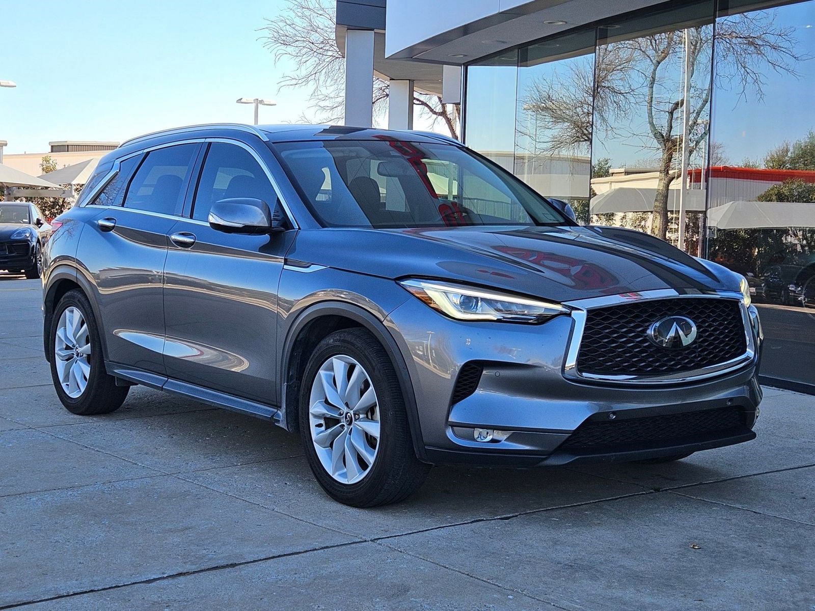 Used 2019 INFINITI QX50 Essential w/ Premium Heat Package image 7