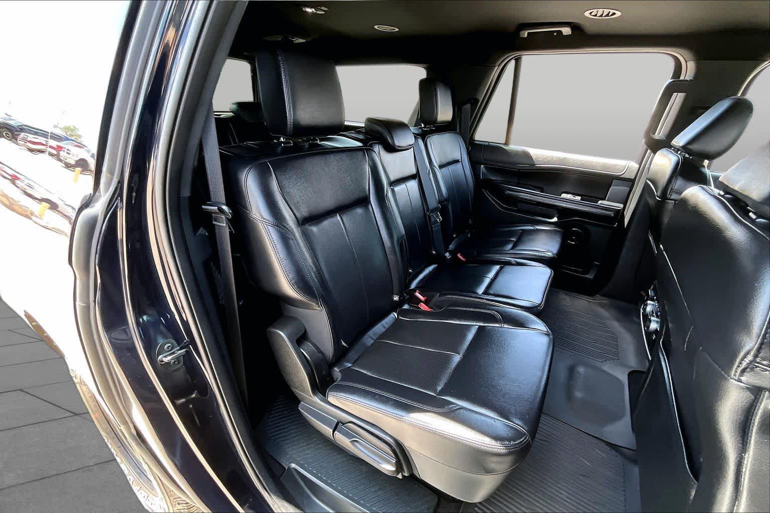 Used 2021 Ford Expedition Max XLT AWD/4WD image 19