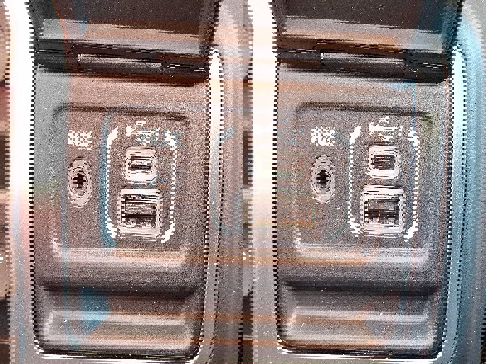 Used 2023 Jeep Gladiator Overland image 23