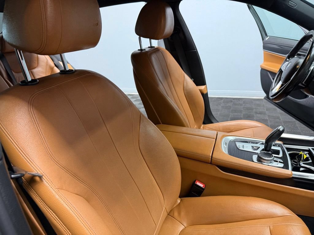 Used 2019 BMW 740i w/ M Sport Package RWD image 52