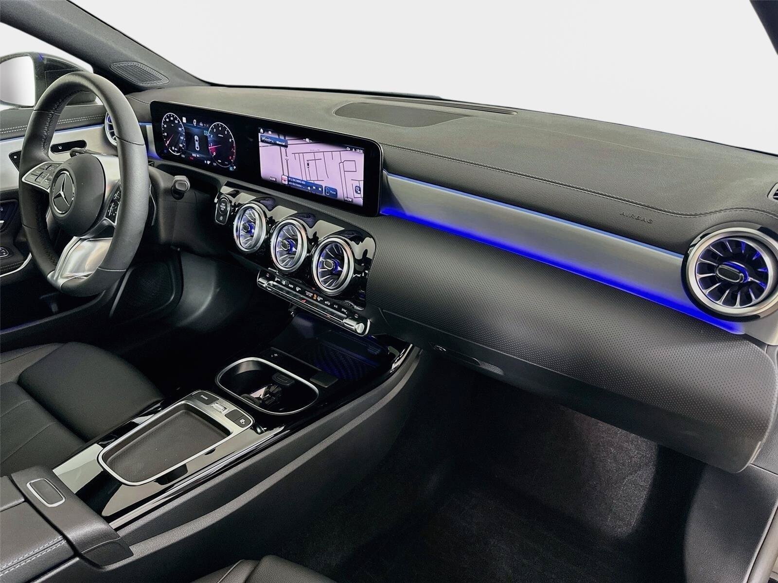 Certified 2026 Mercedes-Benz CLA 250 4MATIC image 33