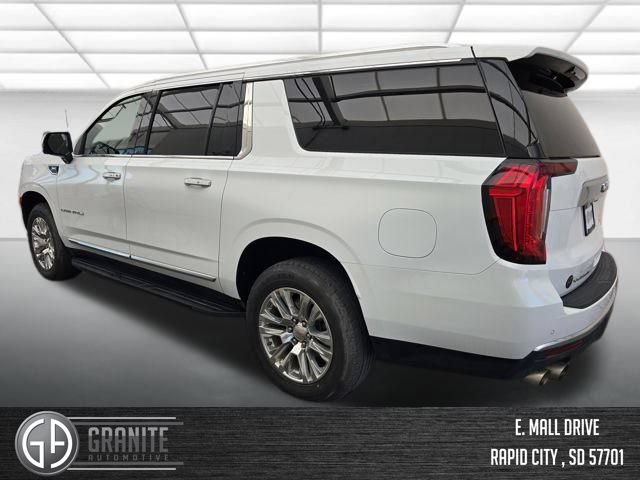 Used 2024 GMC Yukon XL Denali AWD/4WD image 4