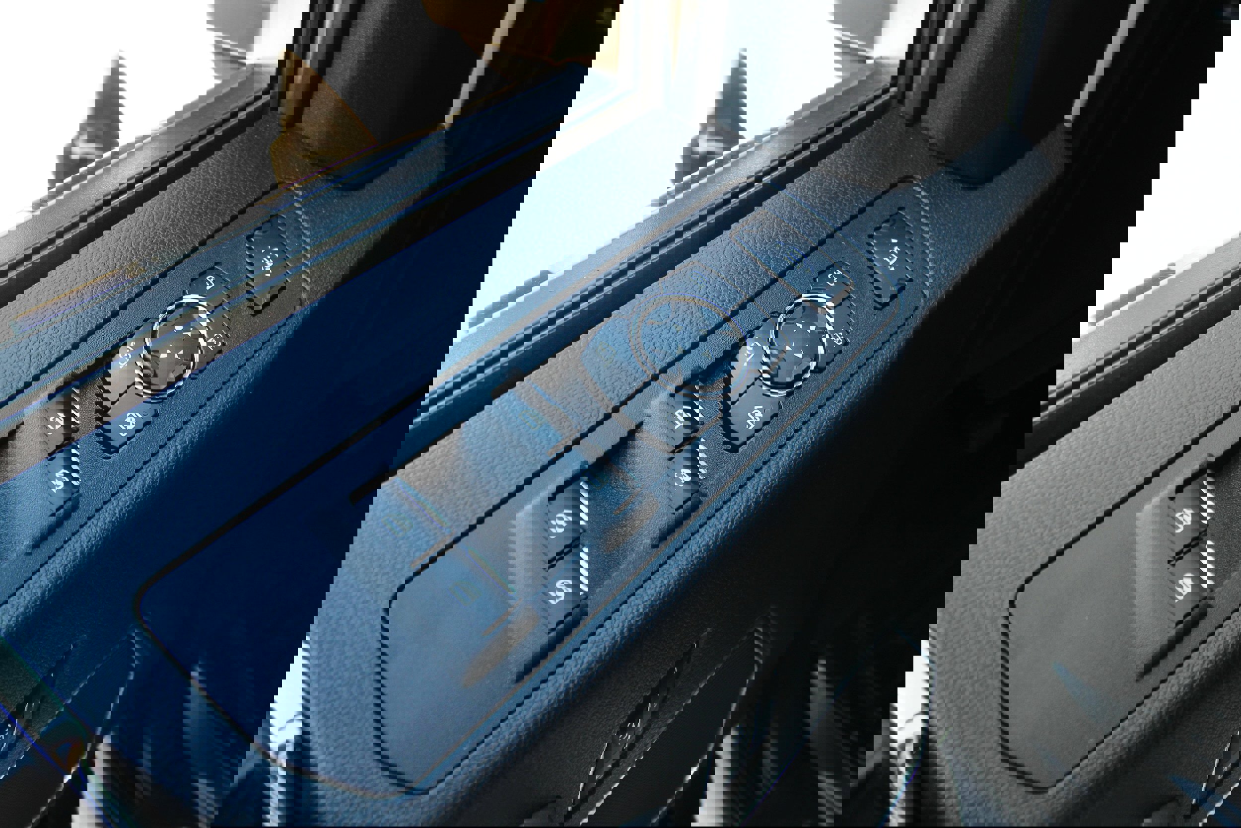 Used 2019 Ford F250 Platinum w/ Platinum Ultimate Package image 20