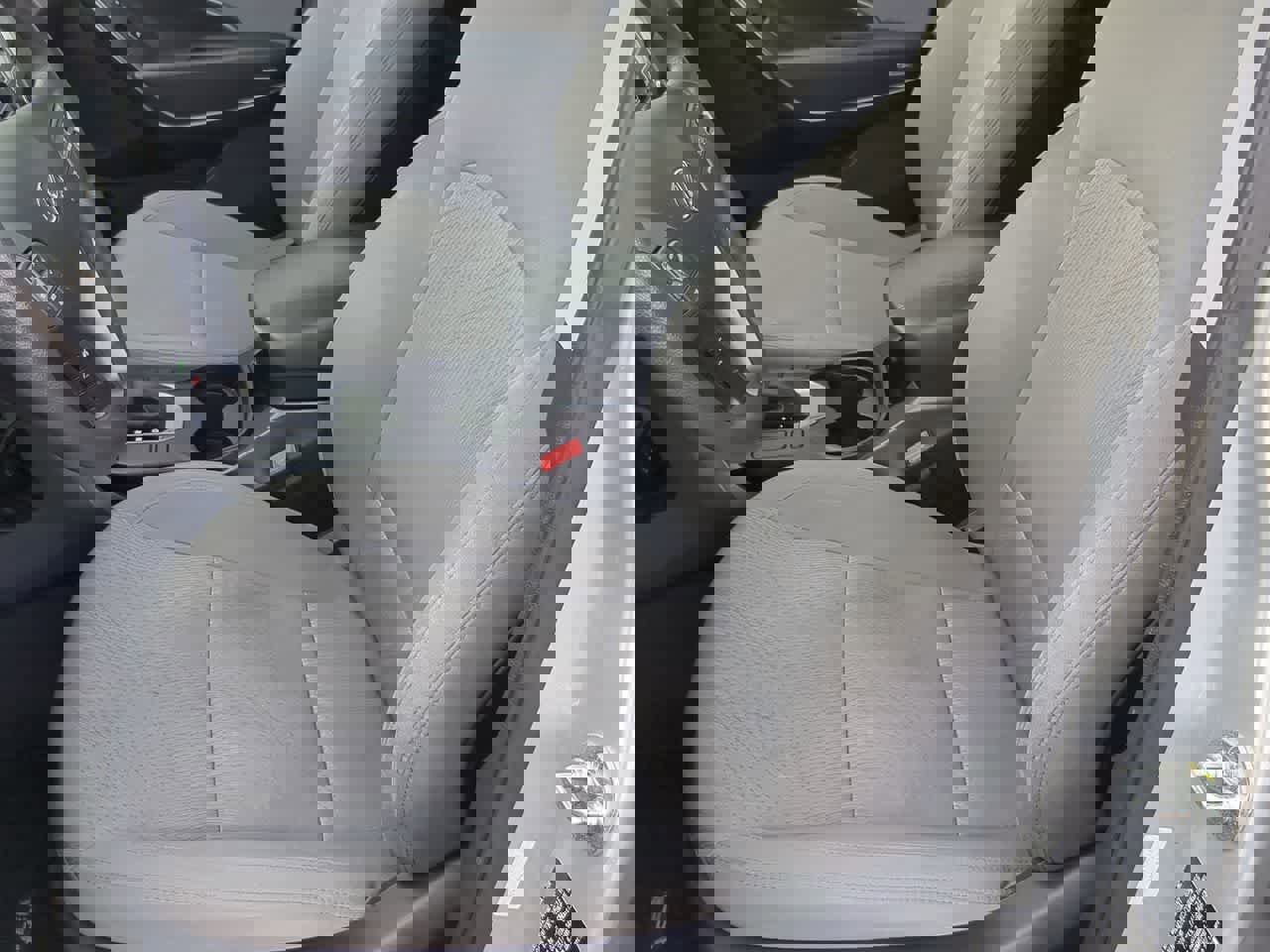 Used 2017 Hyundai Santa Fe Sport image 16