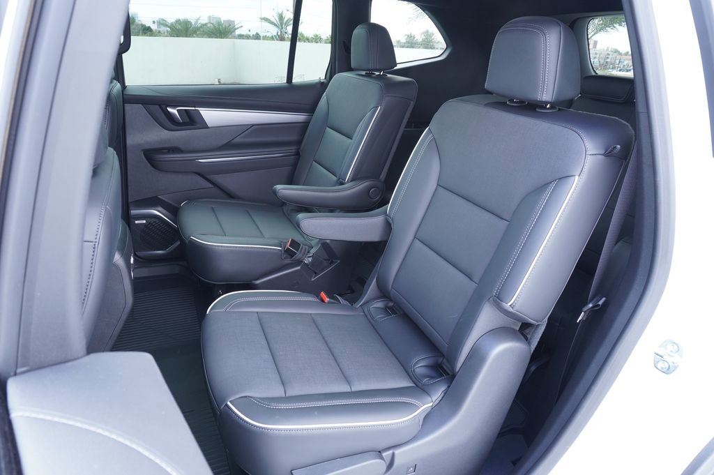 New 2025 Buick Enclave Preferred w/ Power Package image 9