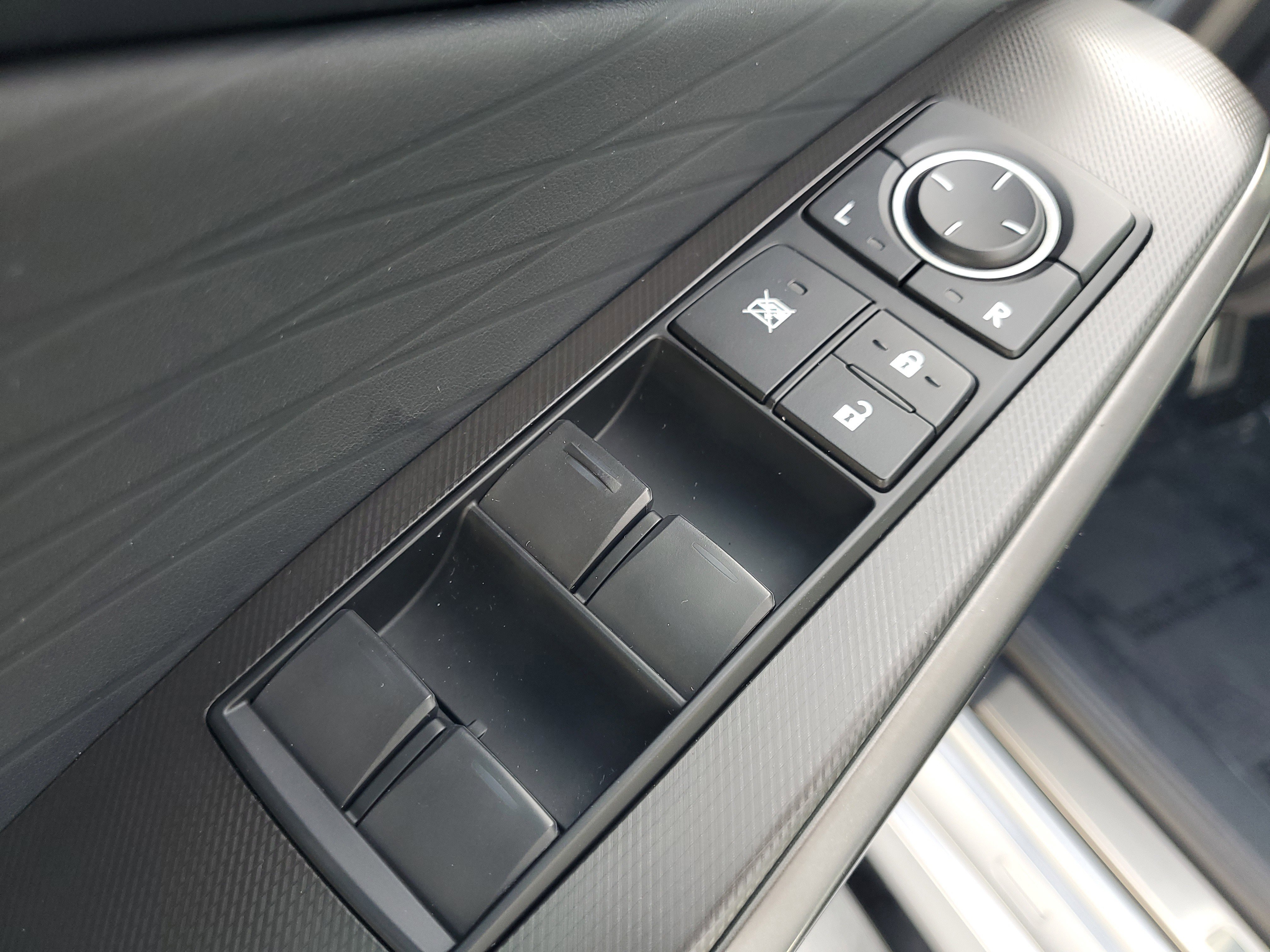 Certified 2022 Lexus IS 350 F Sport image 23