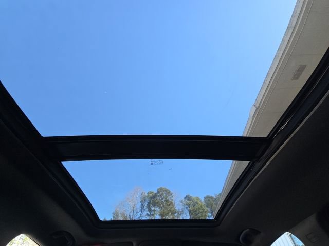 Used 2022 Chevrolet Equinox RS w/ RS Leather Package image 41