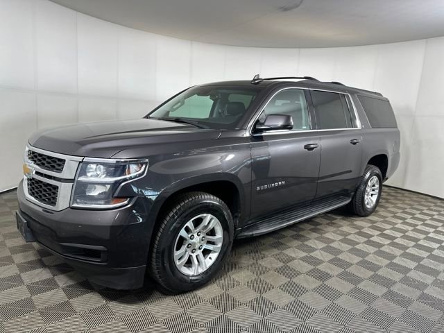Used 2018 Chevrolet Suburban LT image 7