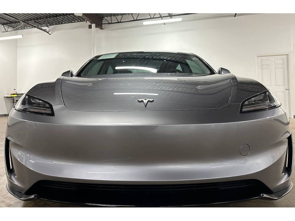 Used 2025 Tesla Model 3 Performance AWD/4WD image 4