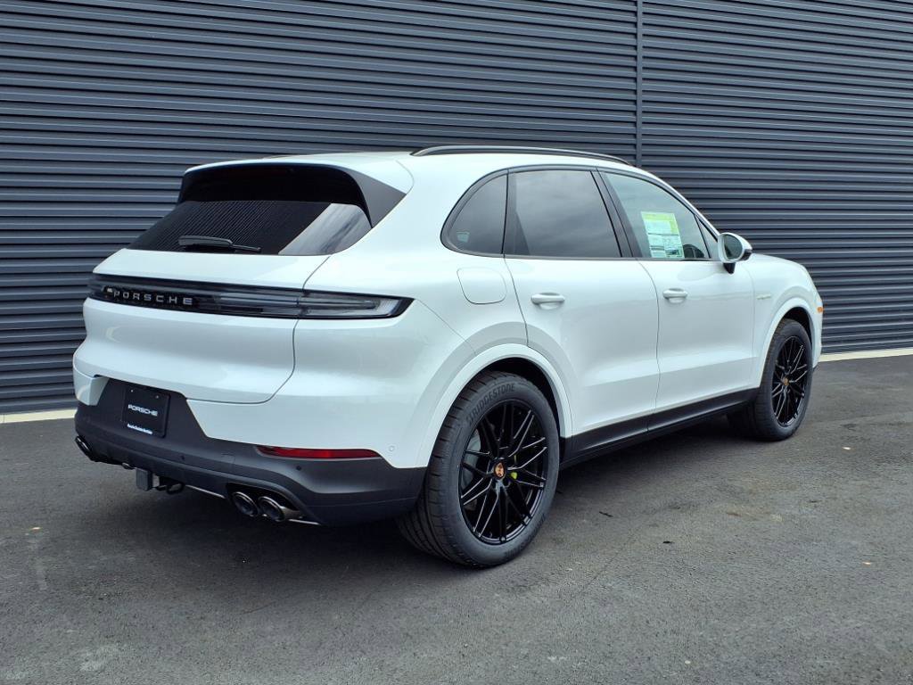 New 2025 Porsche Cayenne Coupe AWD/4WD image 28