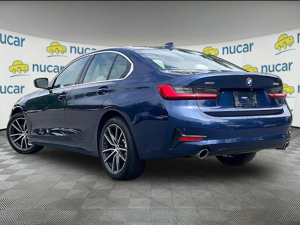 Used 2019 BMW 330i xDrive Sedan w/ Premium Package AWD/4WD image 4