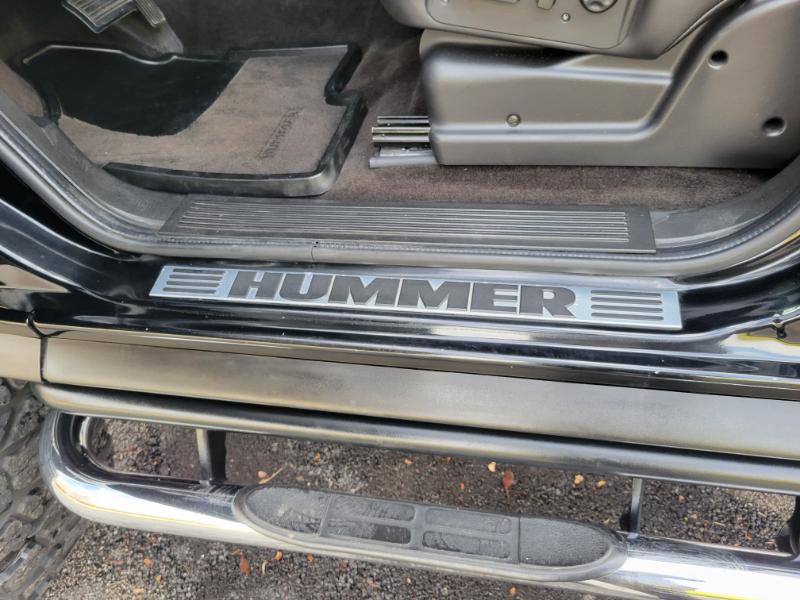 Used 2005 HUMMER H2 SUT w/ Preferred Equipment Group image 45