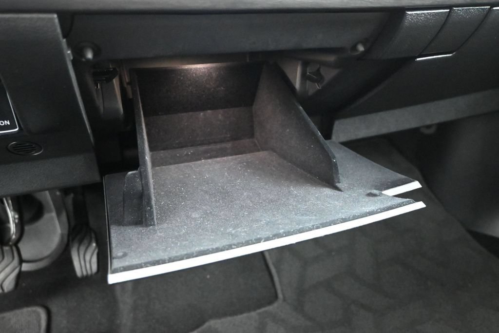 Used 2024 Nissan Ariya AWD image 18